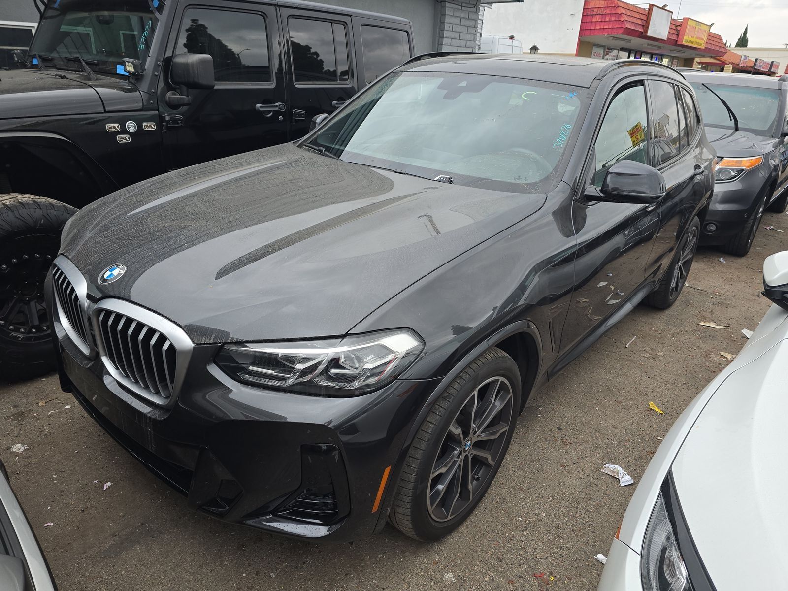 2023 BMW X3 30i's photo