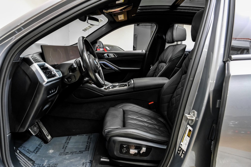 Used 2025 BMW X6 M Sport Package/Premium Package/Climate Comfort Package/Parking Assistance Package/ SUV