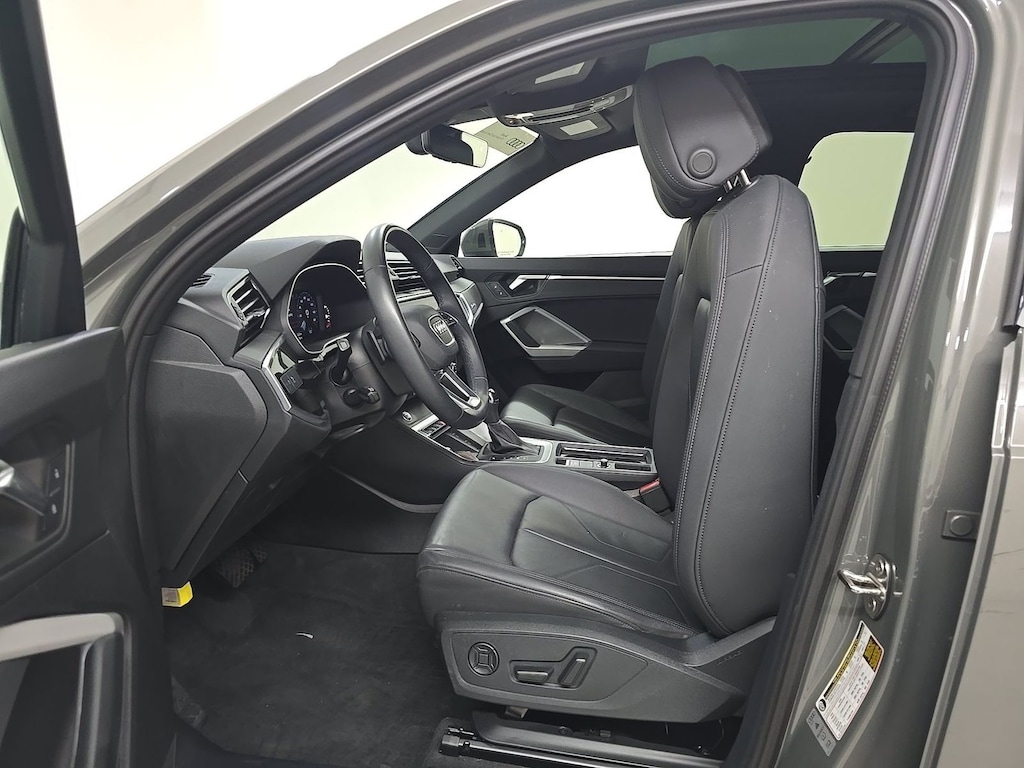 Used 2024 Audi Q3 45 S line Premium SUV