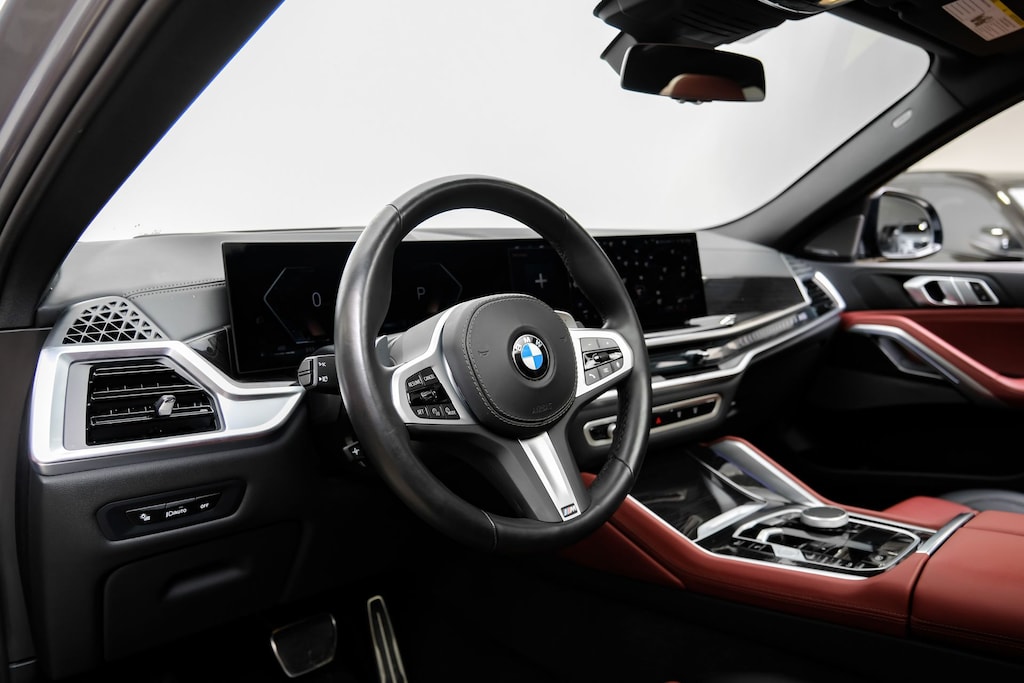 Used 2025 BMW X6 xDrive40i M Sport Package/Tacora Red/Premium Package/Parking Assistance Package/Climate Comfort Package/ 20" M Star-spoke bi-color wheels SUV