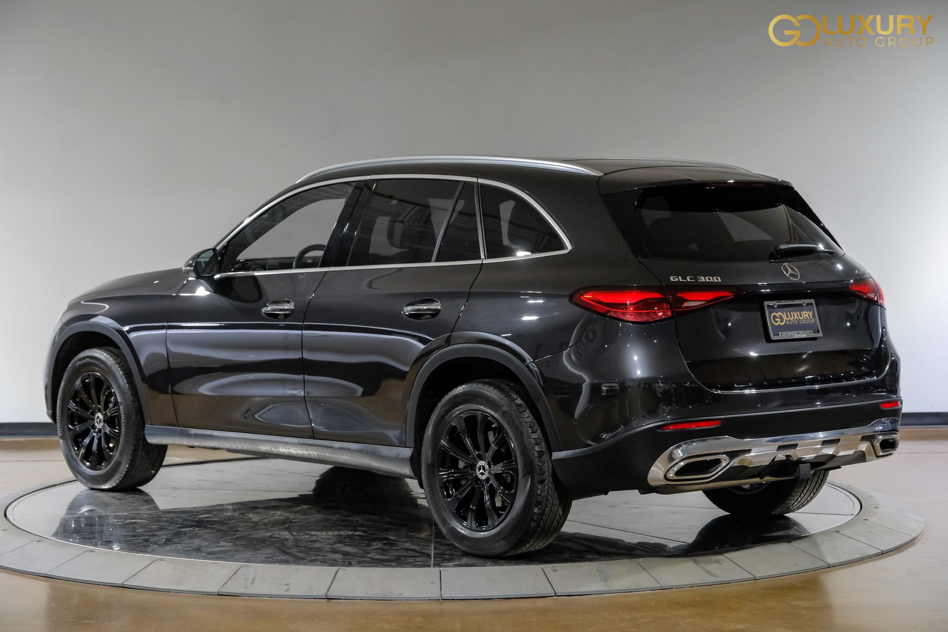 2025 Mercedes-Benz GLC Base - Photo 12
