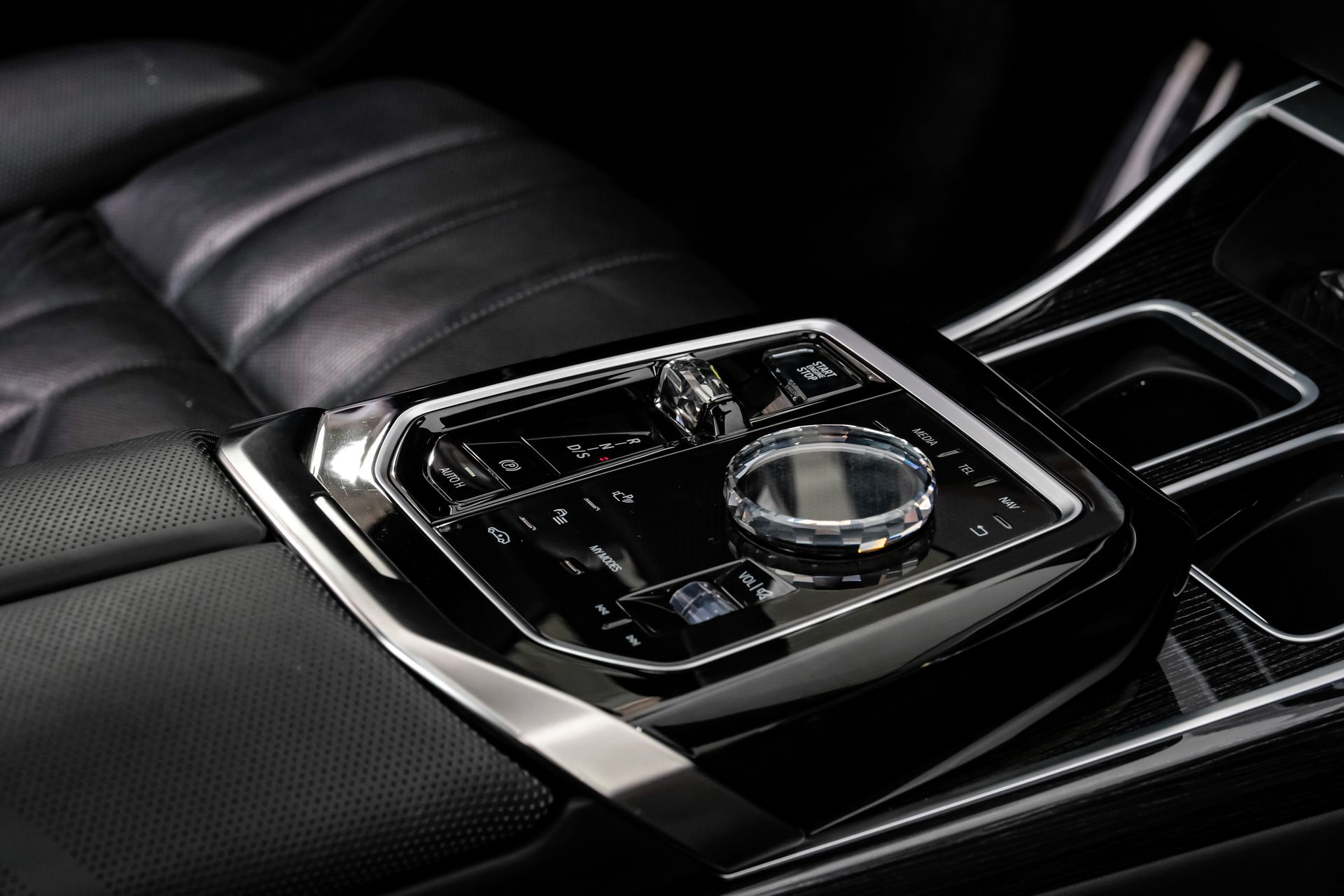 2023 BMW 7 Series 740i - Photo 30