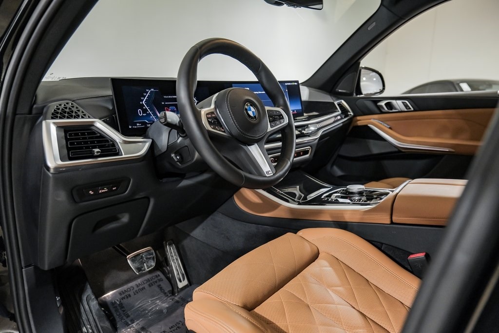 Used 2025 BMW X5 XDrive M Sport Package/Cognac Leather/Premium Pack SUV