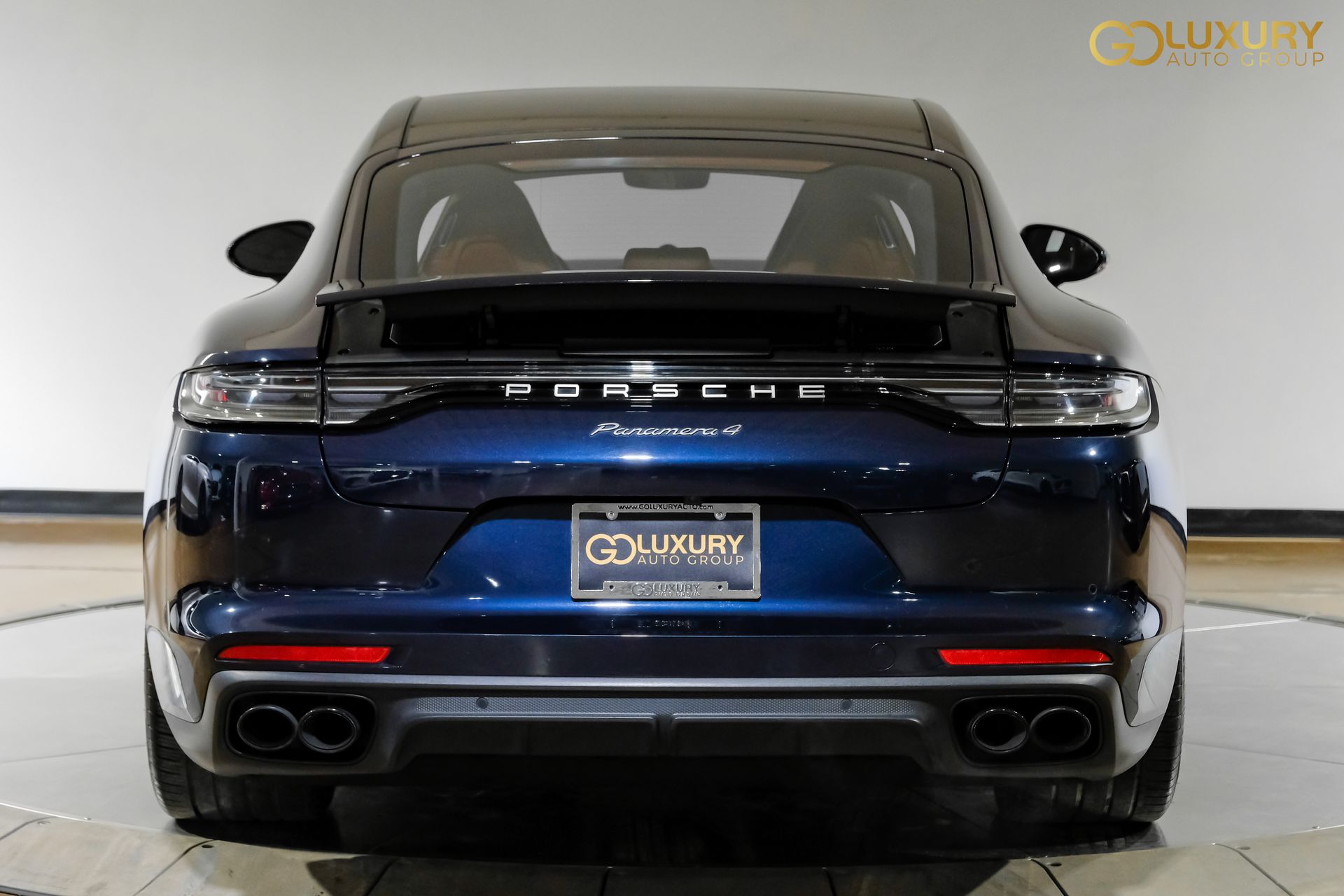 2023 Porsche Panamera Platinum Edition - Photo 11