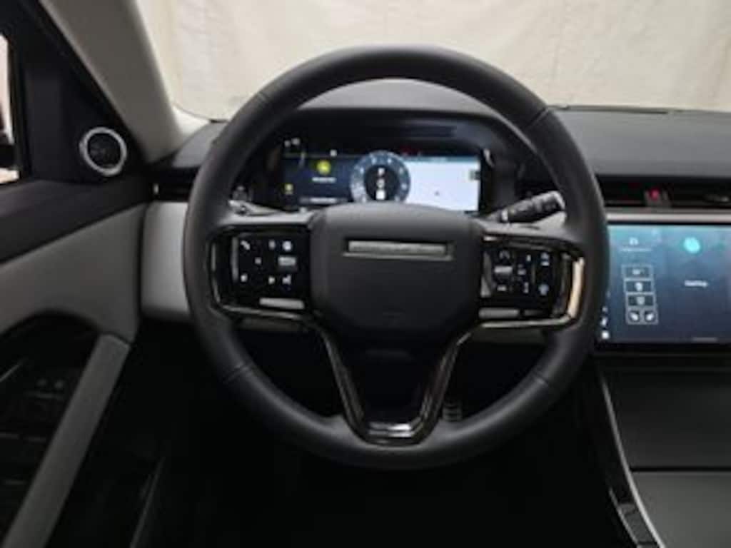 Used 2024 Land Rover Range Rover Evoque Dynamic SE/Cold Climate Pack/Premium Interior Protection & Storage Pack/ Rear Seat Convenience Pack SUV