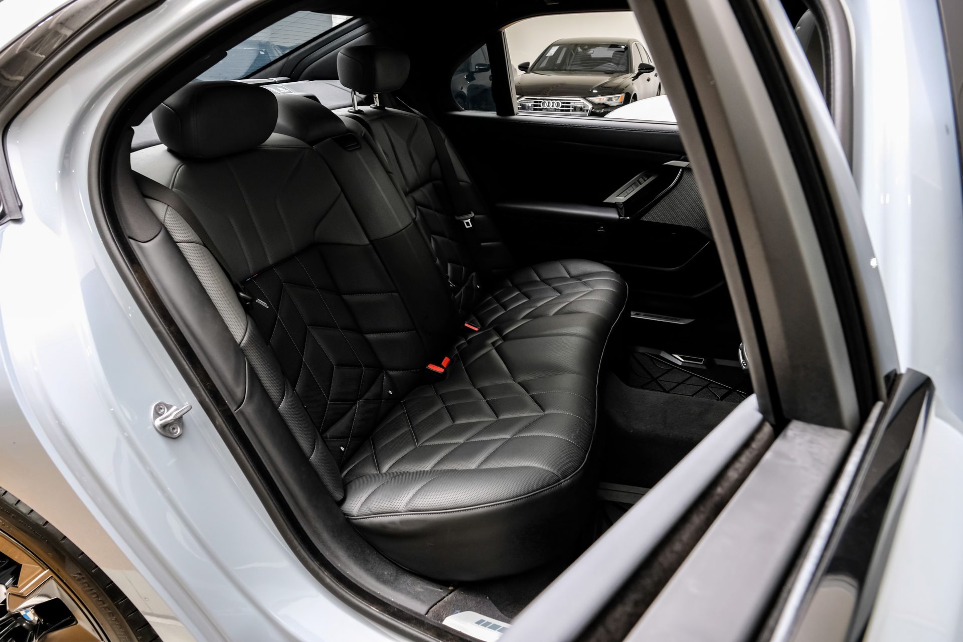 2023 BMW 7 Series 740i - Photo 38