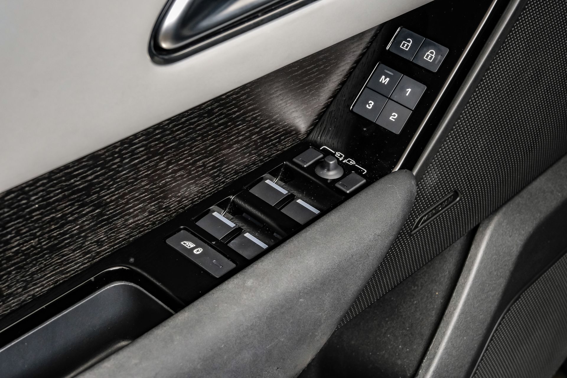 2024 Land Rover Range Rover Velar Dynamic SE - Photo 46