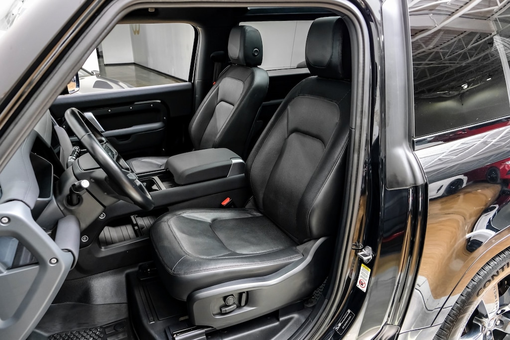 Used 2023 Land Rover Defender 90 X-Dynamic SE AWD/14 Way Climate Front Row Seats SUV