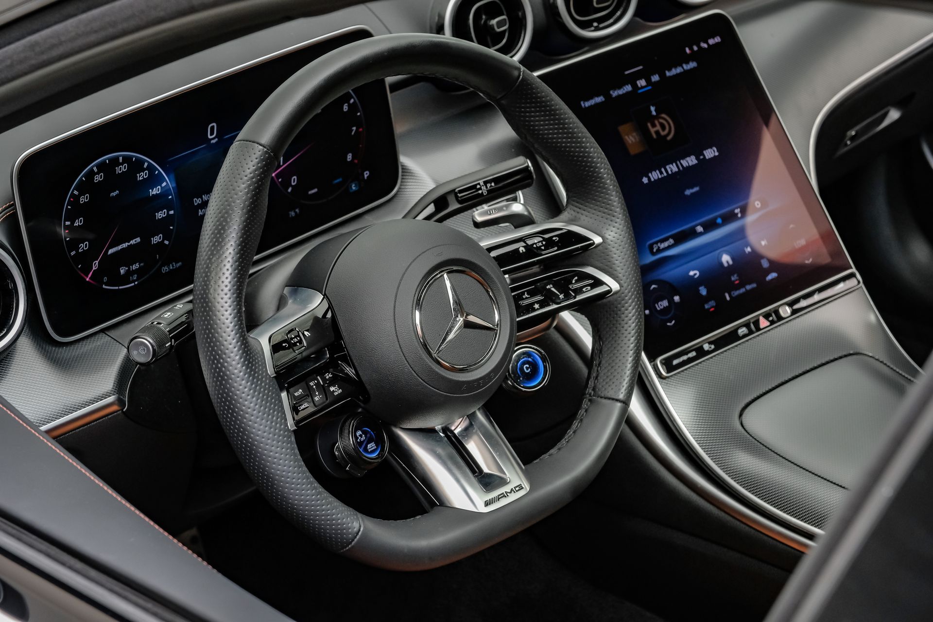 2025 Mercedes-Benz C-Class Sedan AMG C43 - Photo 20