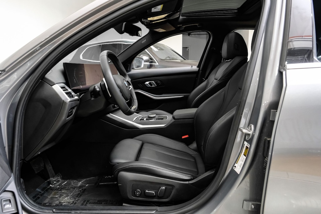 Used 2025 BMW 330i Convenience Package/18" Dual-Spoke Silver 1039 Wheels with All Seas... Sedan