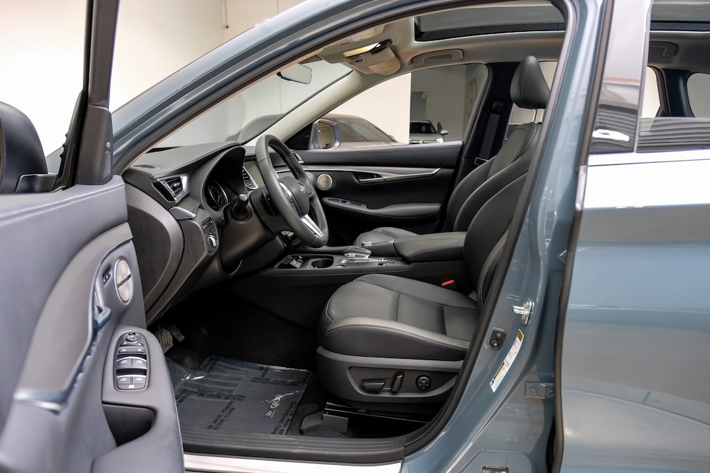 Used 2024 INFINITI QX50 Lux Package/Bose 12-Speaker Premium Audio/Leather-Appointed Seat Trim/Illuminated Kick Plates SUV
