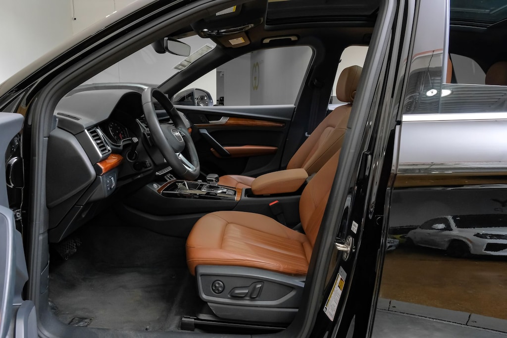 Used 2023 Audi Q5 45 S line Premium/Convenience Package/Okapi Brown Leather/Panoramic Sunroof SUV