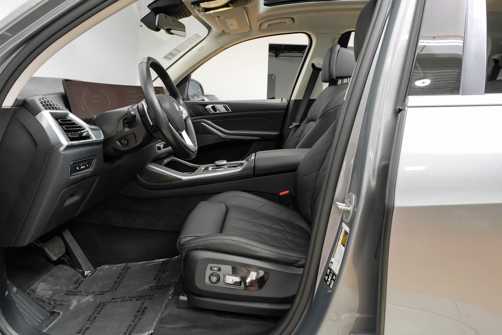 Used 2025 BMW X7 xDrive40i Premium Package/Parking Assistance Package/Climate Package/20'' M Sport Package Wheels SUV