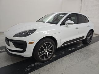 2023 Porsche Macan's photo