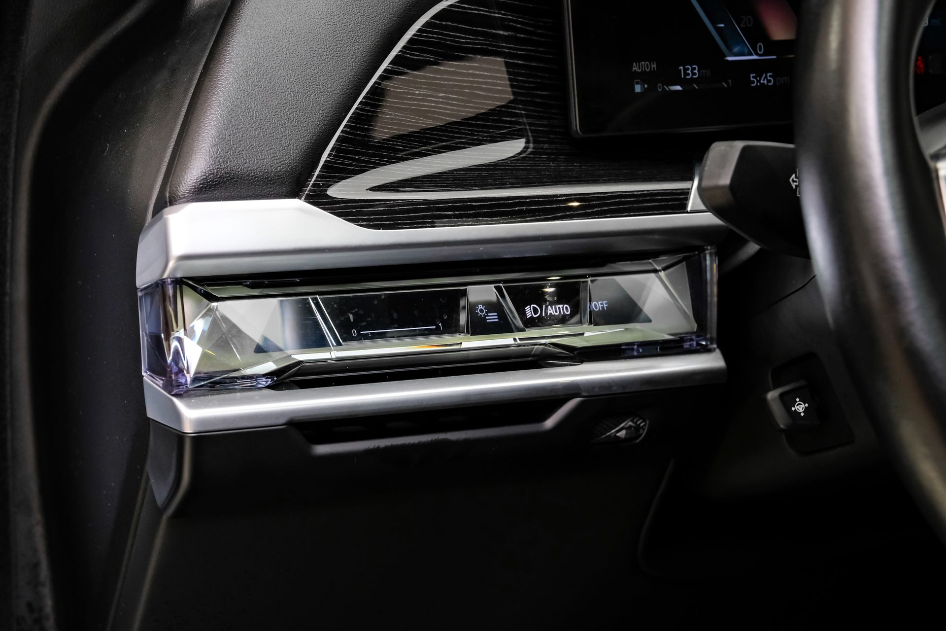 2023 BMW 7 Series 740i - Photo 33
