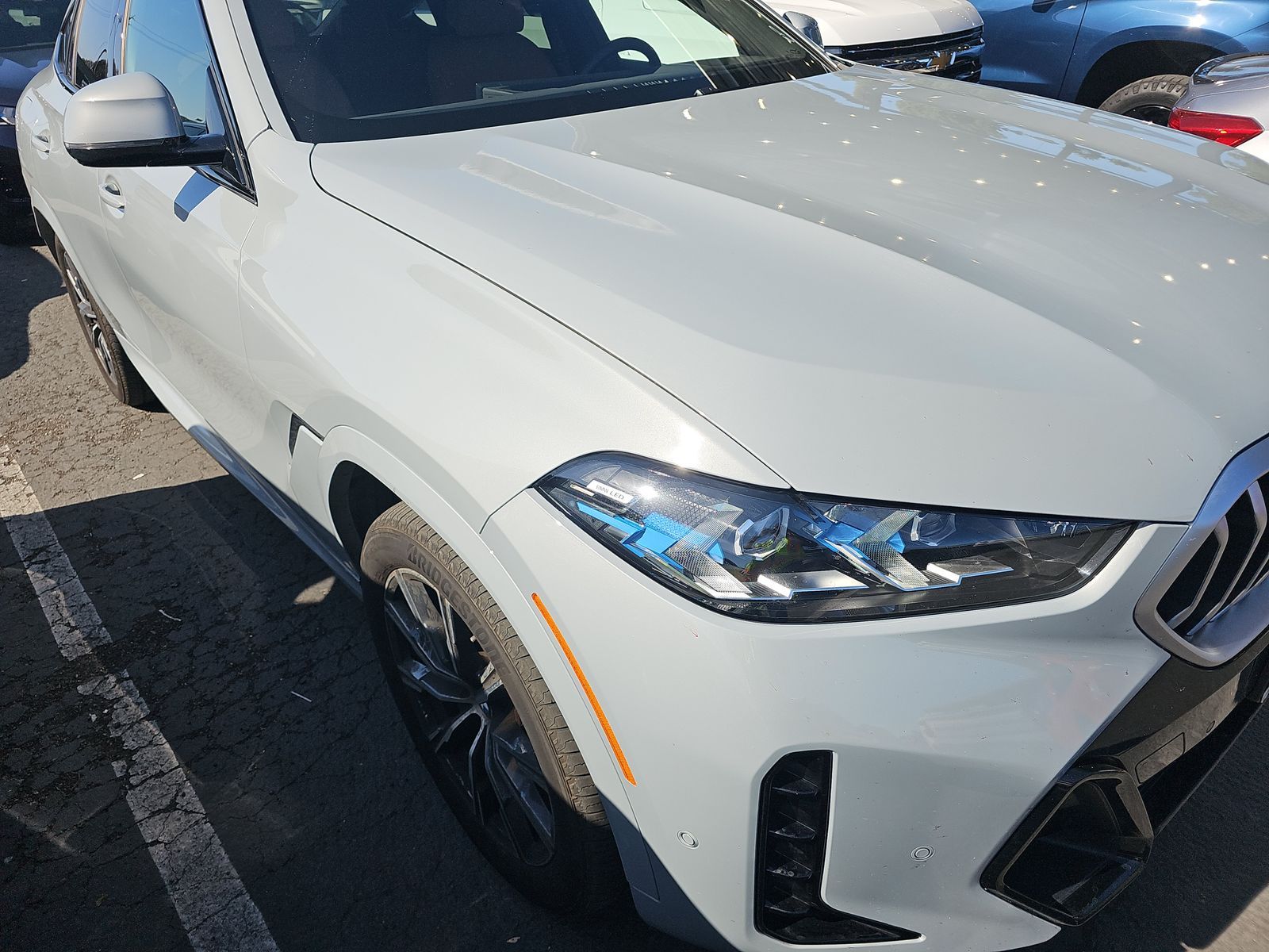 2025 BMW X6 xDrive40i's photo