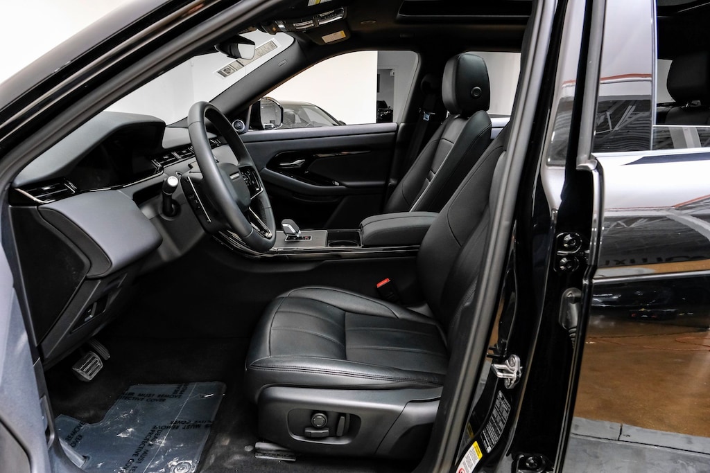 Used 2024 Land Rover Range Rover Evoque Core S Cold Climate Pack/Premium Interior Protection & Storage Pack/Volume Build Phase SUV