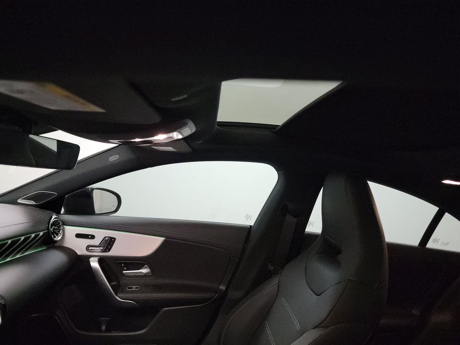 2023 Mercedes Benz CLA 45 AMG photo 2