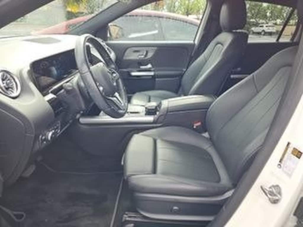 Used 2023 Mercedes-Benz GLA 250 Premium/Panorama Sunroof/19" 10-Spoke Alloy Wheels/Multi-Color Ambient Lighting SUV