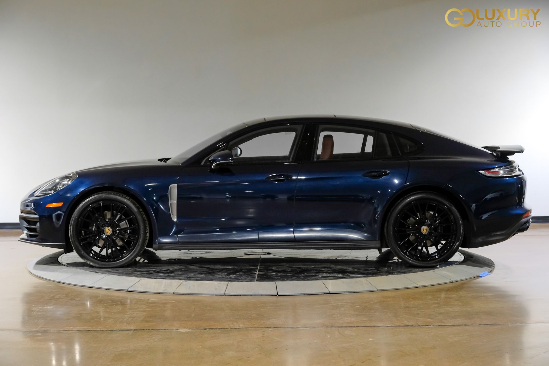 2023 Porsche Panamera Platinum Edition - Photo 13