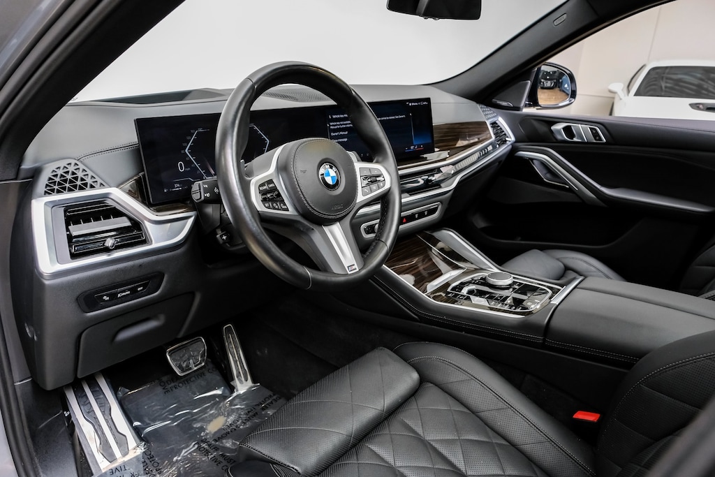 Used 2024 BMW X6 xDrive40i M Sport Package/Premium Package/Parking Assistance Package/Climate Comfort Package SUV