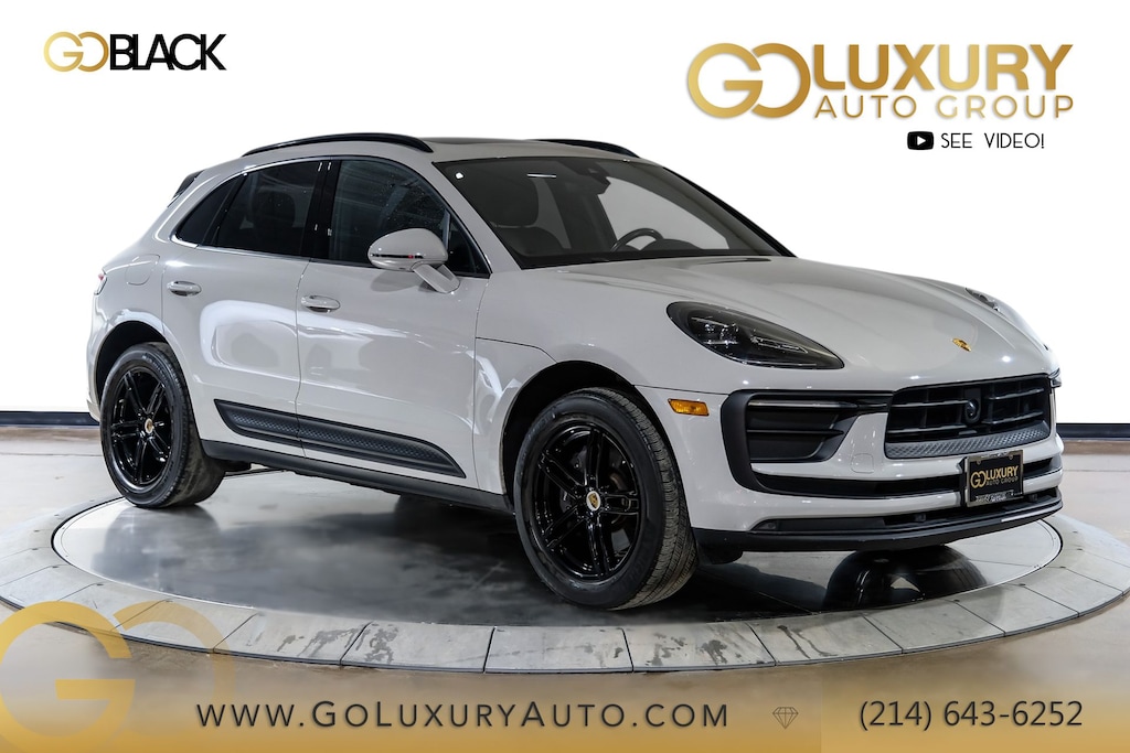 Used 2023 Porsche Macan Premium Package Plus/BOSE® Surround Sound System/Roof Rails in High Gloss Black SUV