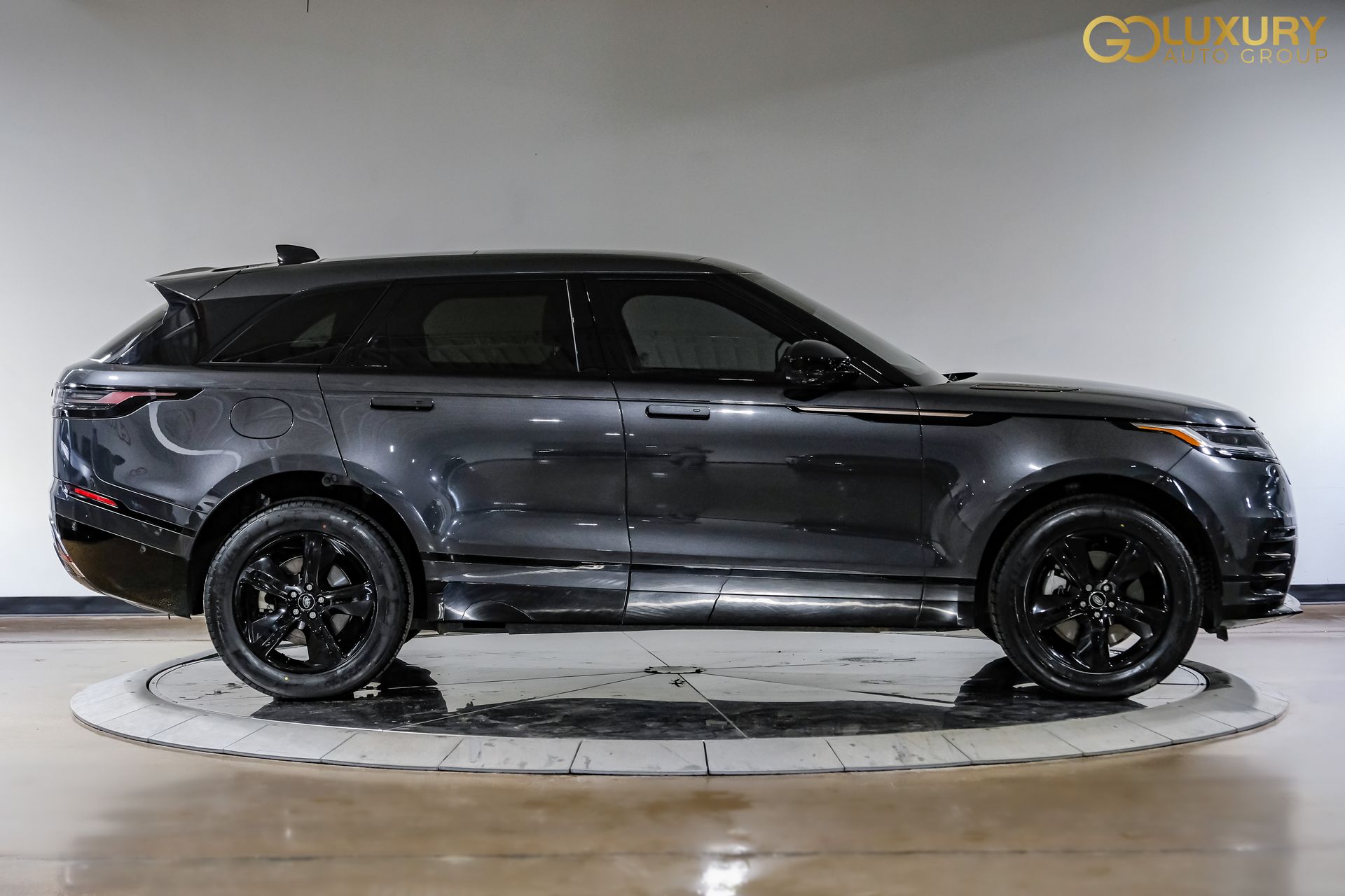 2024 Land Rover Range Rover Velar Dynamic SE - Photo 9