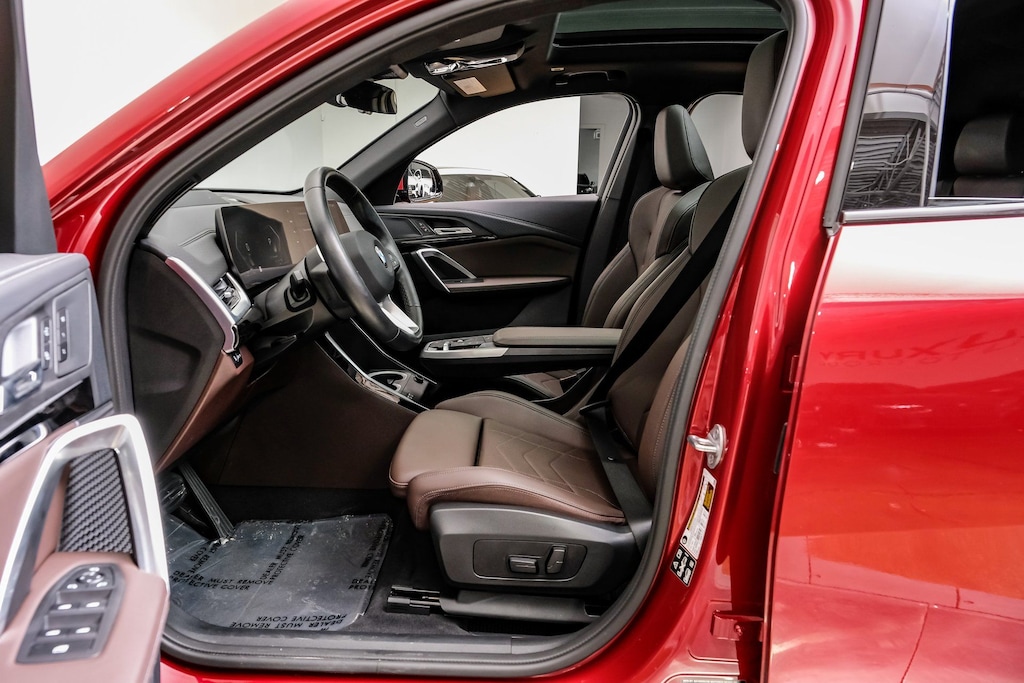 Used 2024 BMW X2 xDrive28i Sports Activity Coupe/ Premium content 1/Technology Package/Mocha Perforated Veganza/19" Y-Spoke Bicolor 867 Wheels SUV