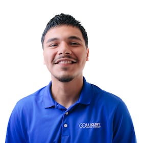 Staff member Giovani Jaime from ID_ec44c9dc8a26