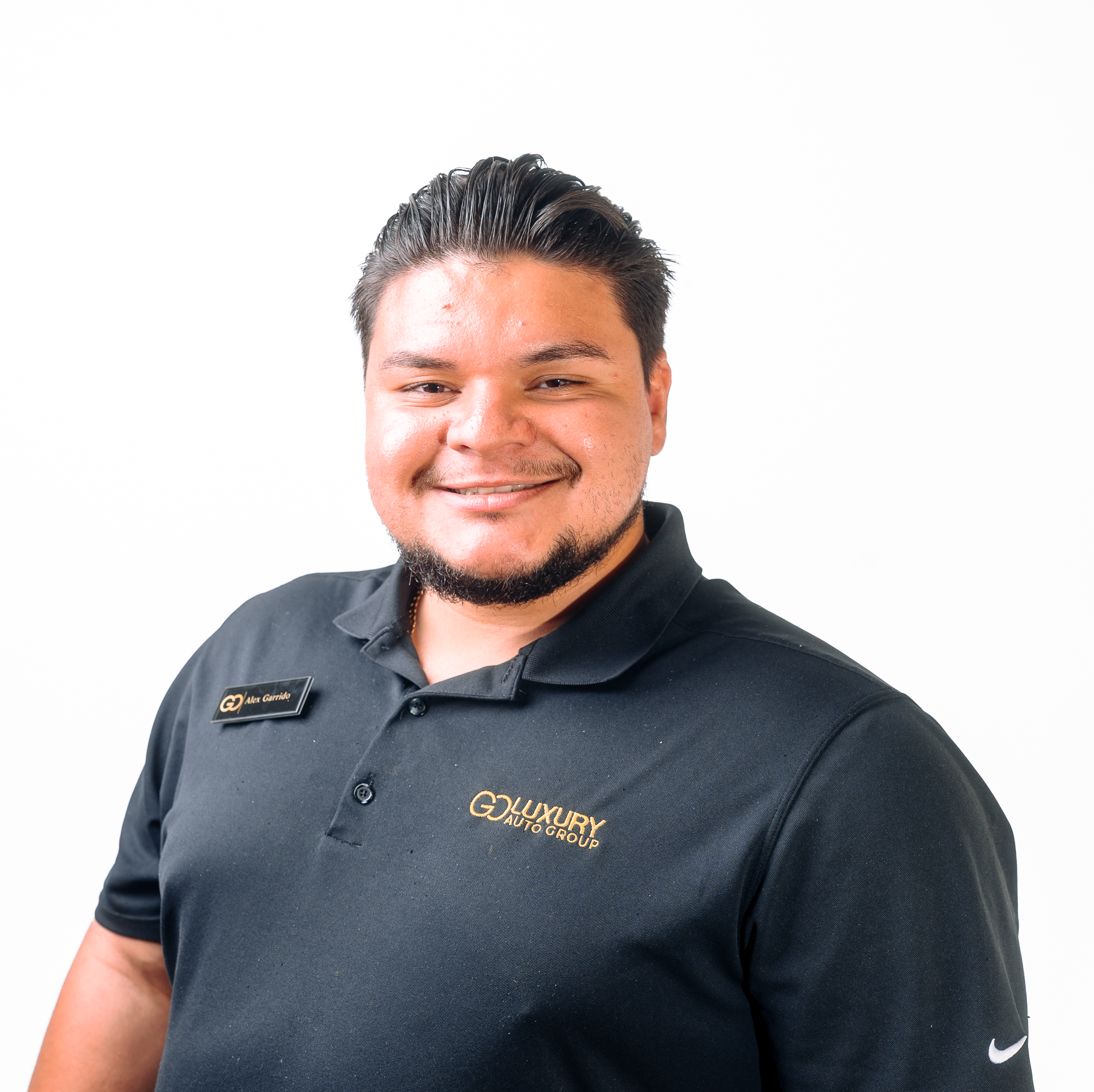 Staff member Alejandro Garrido from ID_190117d910e2