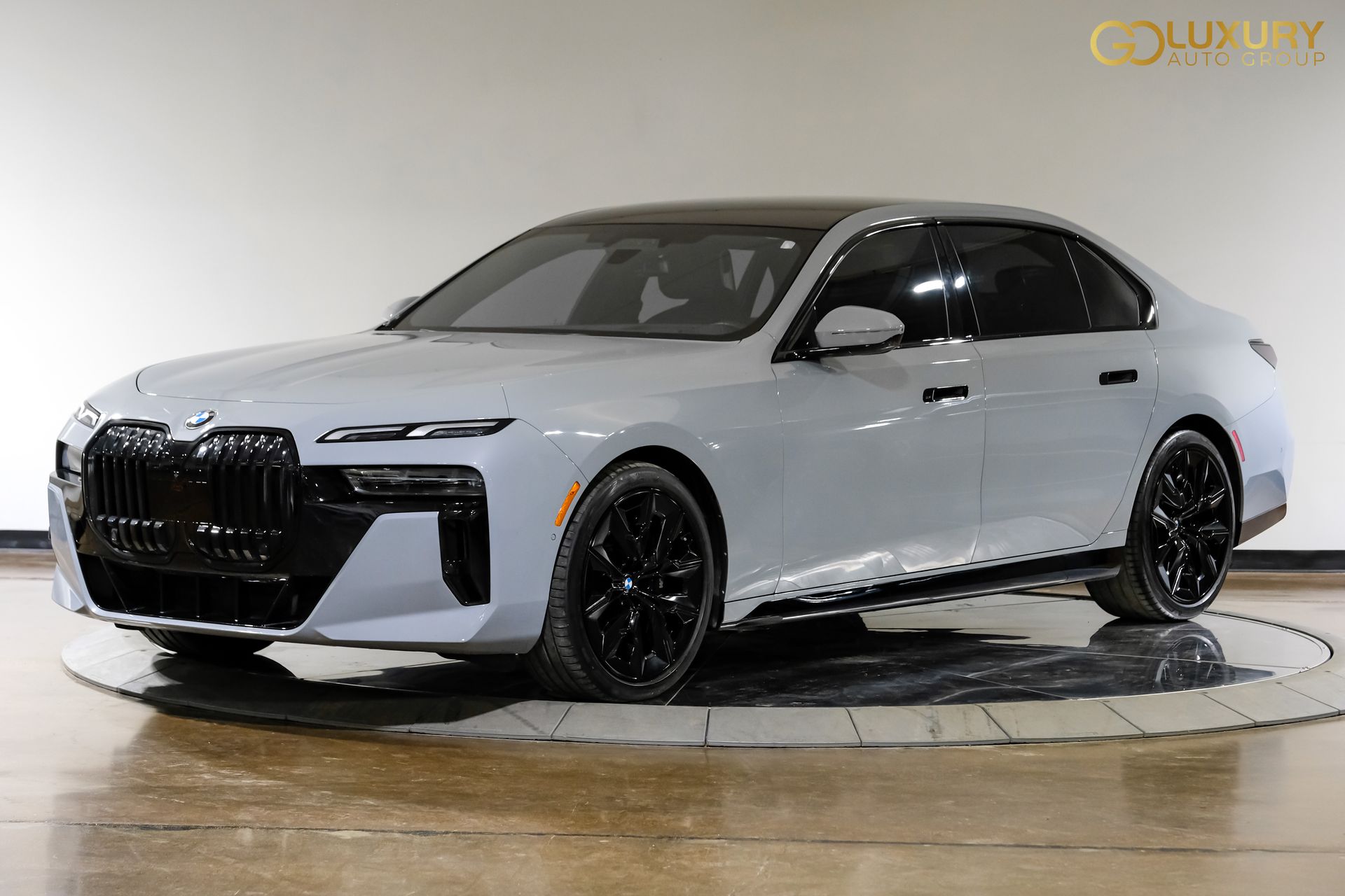 2023 BMW 7 Series 740i - Photo 8