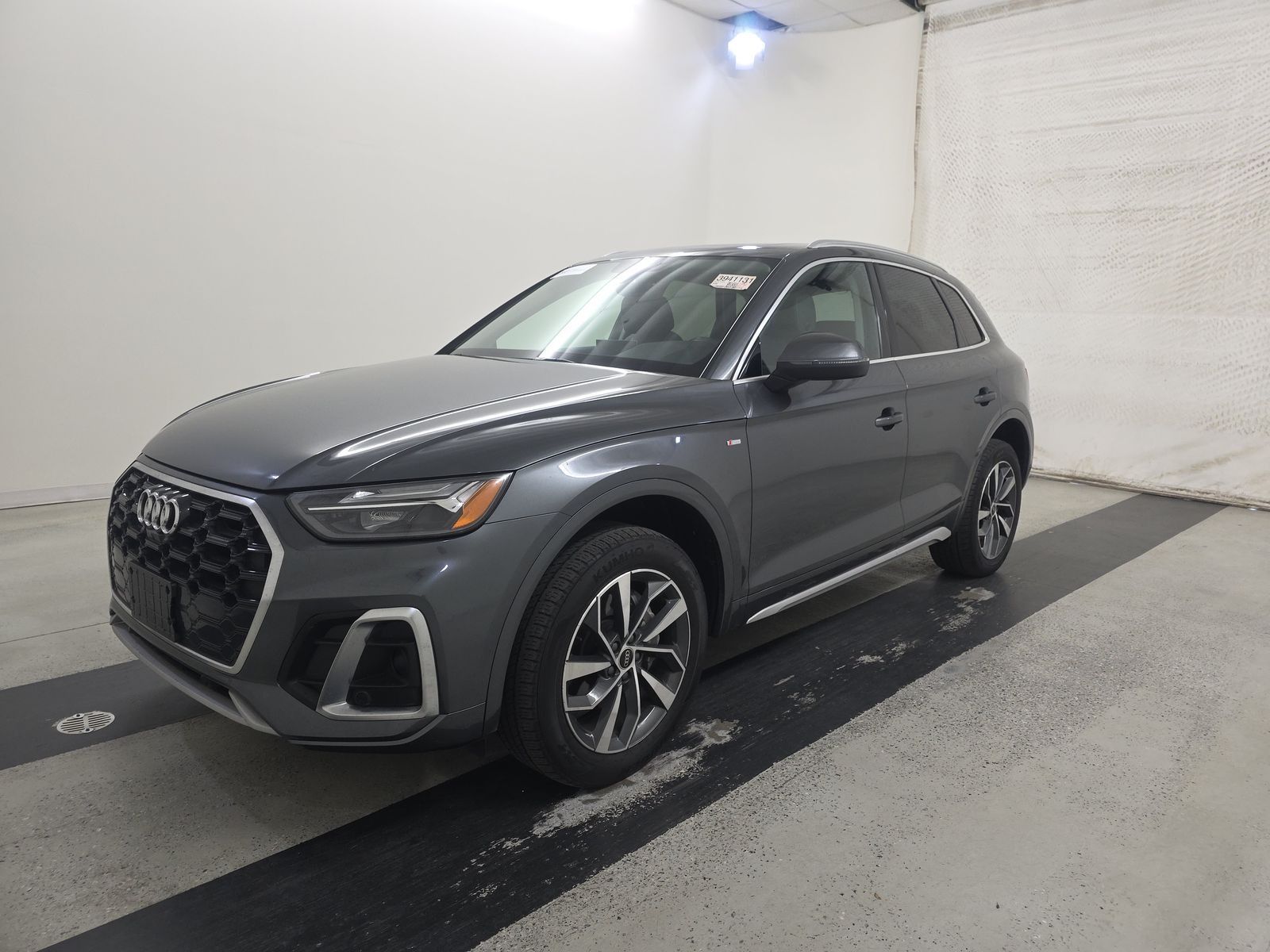 2023 Audi Q5 Premium Plus's photo