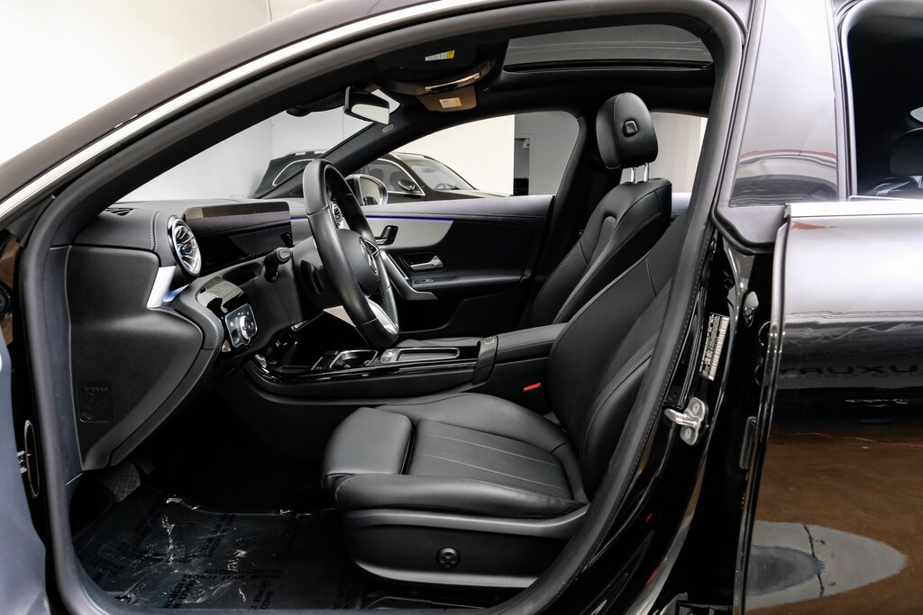 Used 2025 Mercedes-Benz CLA 250 4MATIC Premium Package/18" Multispoke Wheels Coupe