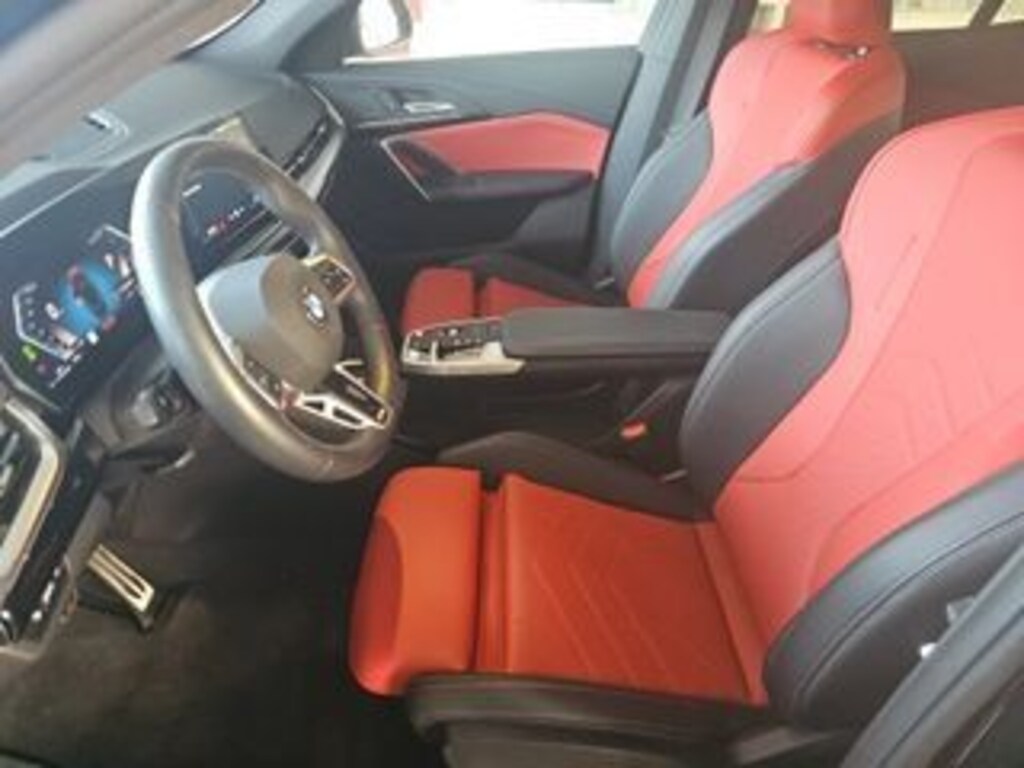 Used 2025 BMW X2 xDrive28i M Sport Package/Red/black Bicolor Perforated V/Convenience content/19" M Dual-Spoke Bicolor 871M SUV