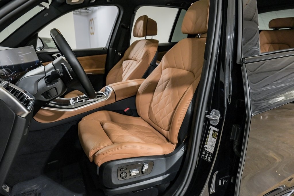 Used 2025 BMW X5 XDrive M Sport Package/Cognac Leather/Premium Pack SUV