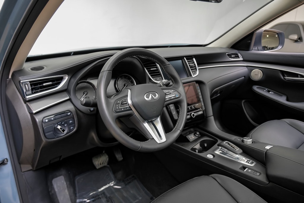 Used 2024 INFINITI QX50 Lux Package/Bose 12-Speaker Premium Audio/Leather-Appointed Seat Trim/Illuminated Kick Plates SUV