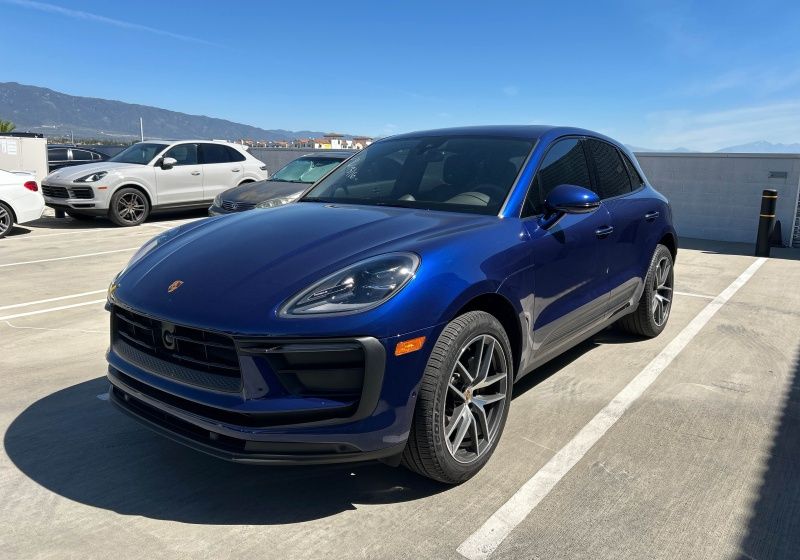 2023 Porsche Macan T