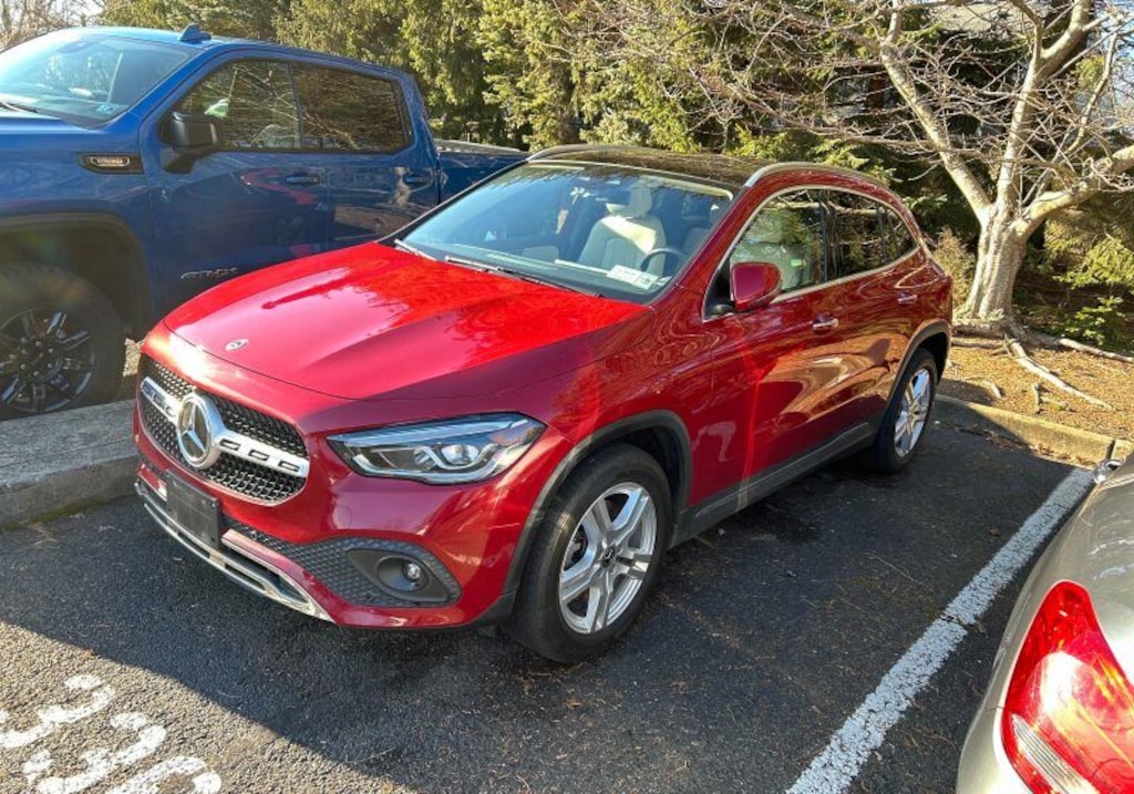 Used 2023 Mercedes-Benz GLA 250 4MATIC Premium Package/Multimedia Package/Parking Assistance Package/Panorama Sunroof/Multi-Color Ambient Lighting SUV