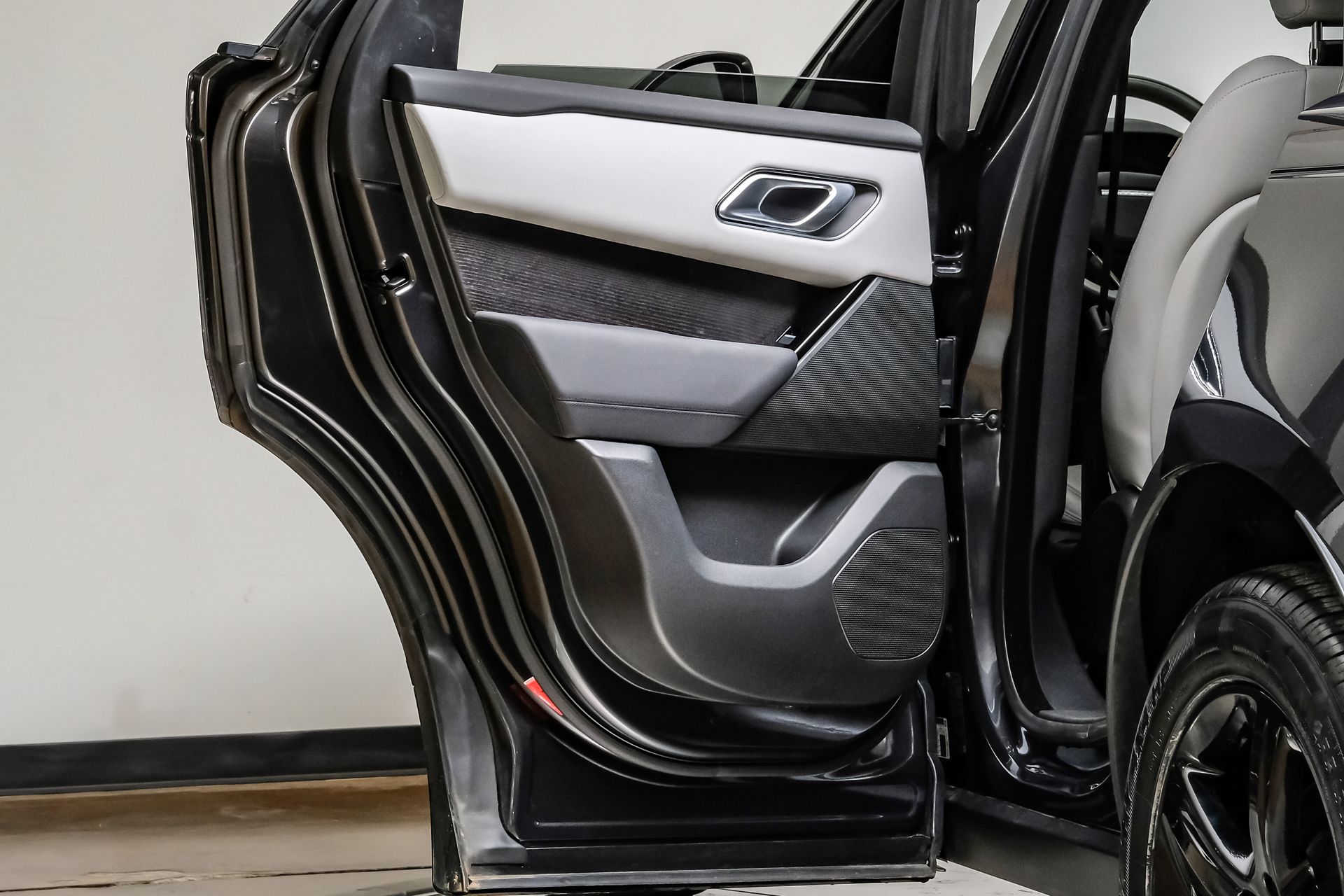 2024 Land Rover Range Rover Velar Dynamic SE - Photo 48