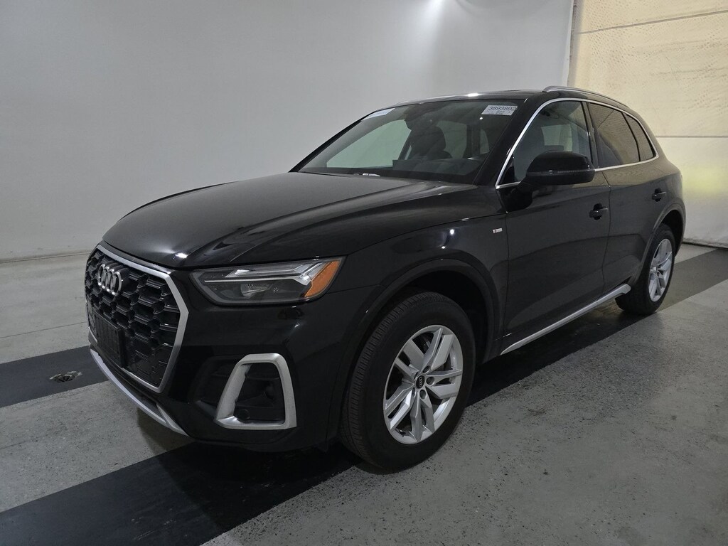 Used 2023 Audi Q5 45 S line Premium/Convenience Package/Panoramic Sunroof SUV