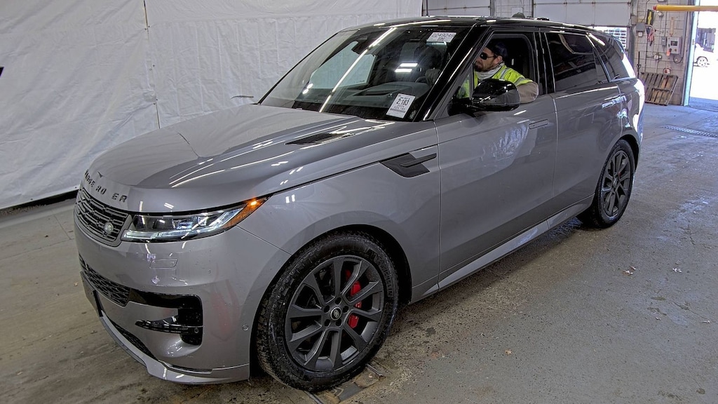 Used 2024 Land Rover Range Rover Sport Dynamic SE Cold Climate Pack/Park Assist/11.4" Rear Seat Entertainment SUV