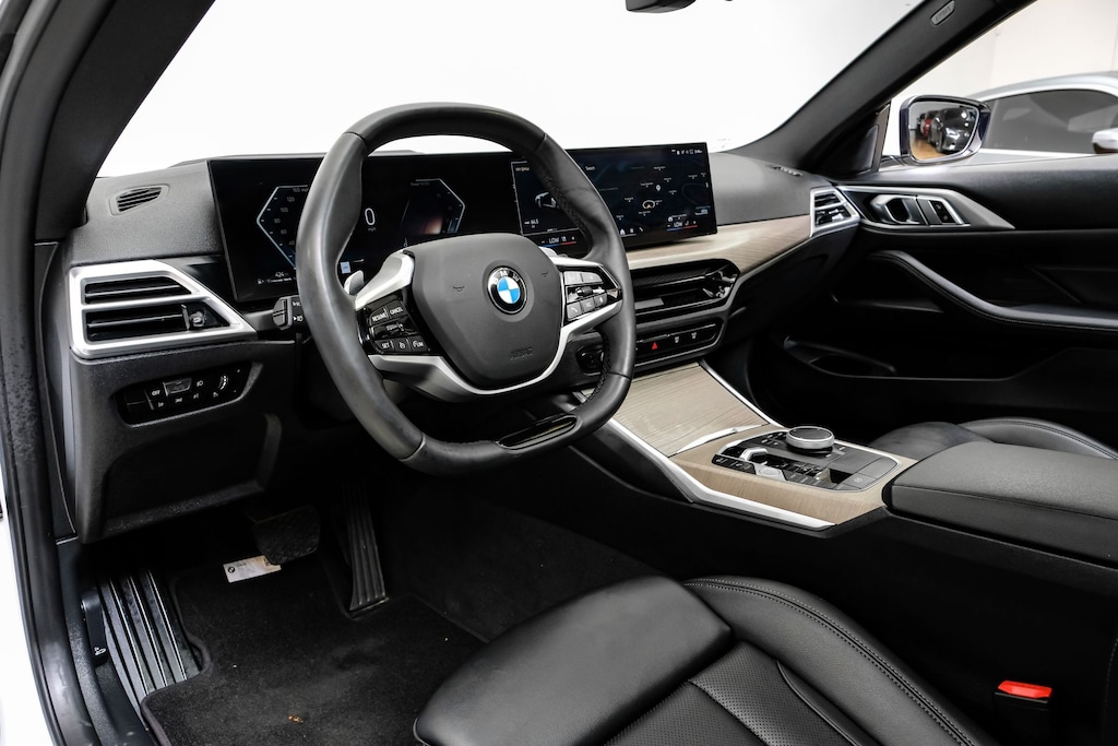 Used 2025 BMW 430i Premium Package/Heated front seats/18" V-Spoke Bicolor 780 Wheels Coupe