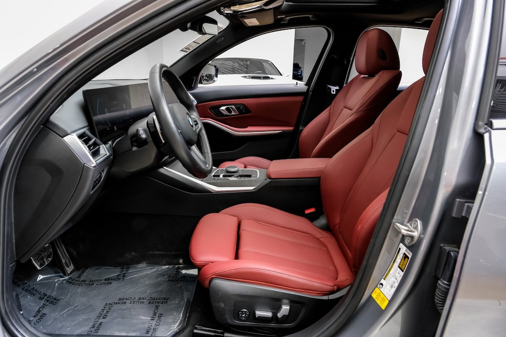 Used 2024 BMW 330i M Sport Package/ Convenience Package/Driving Assistance Package/Parking Assistance Package Sedan