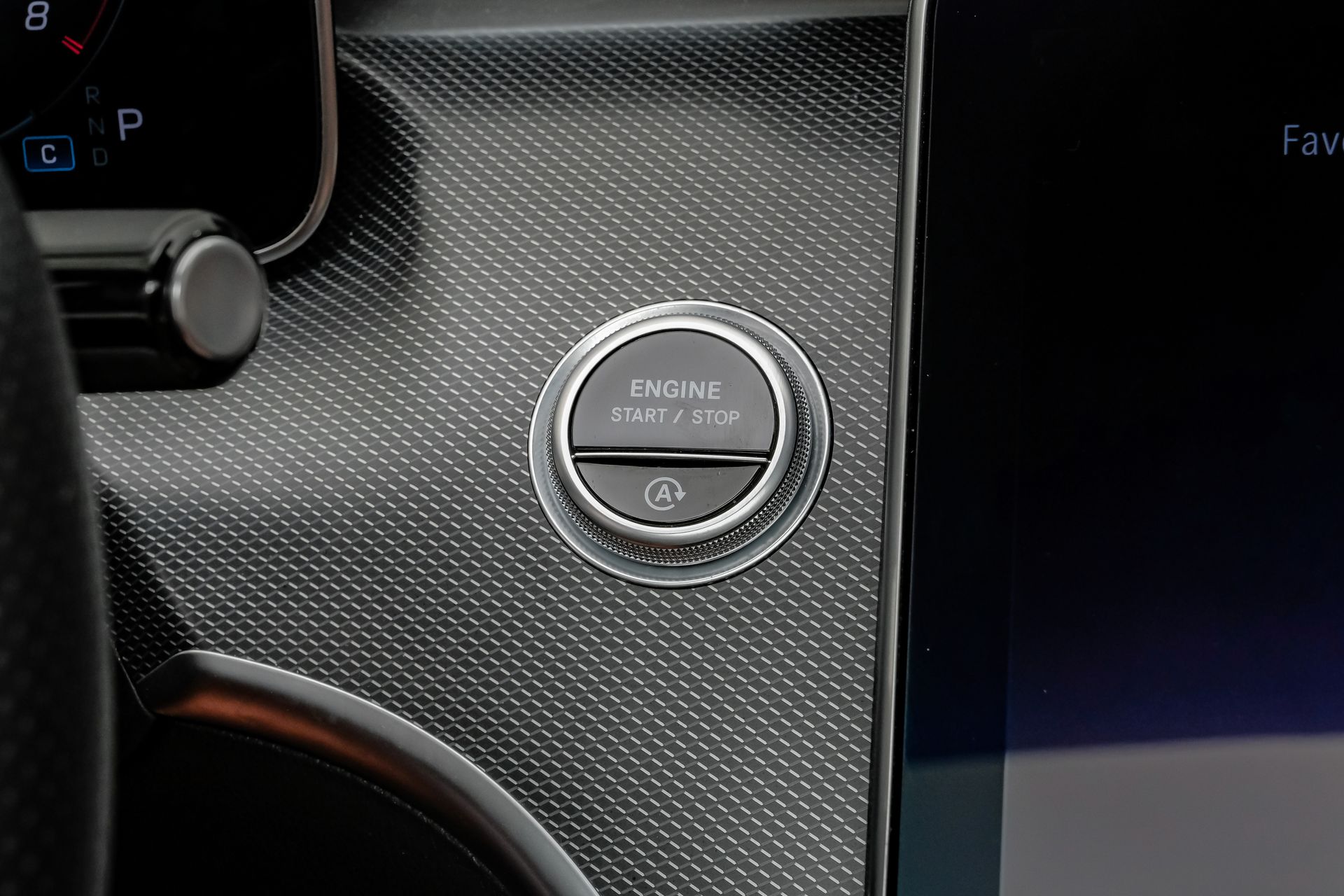 2025 Mercedes-Benz C-Class Sedan AMG C43 - Photo 25