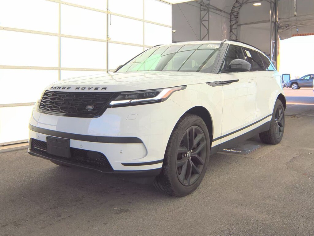 Used 2024 Land Rover Range Rover Velar P250 S Cold Climate Convenience Pack/Tow hitch receiver/20" Style 1089, 10 spoke, Gloss Black SUV