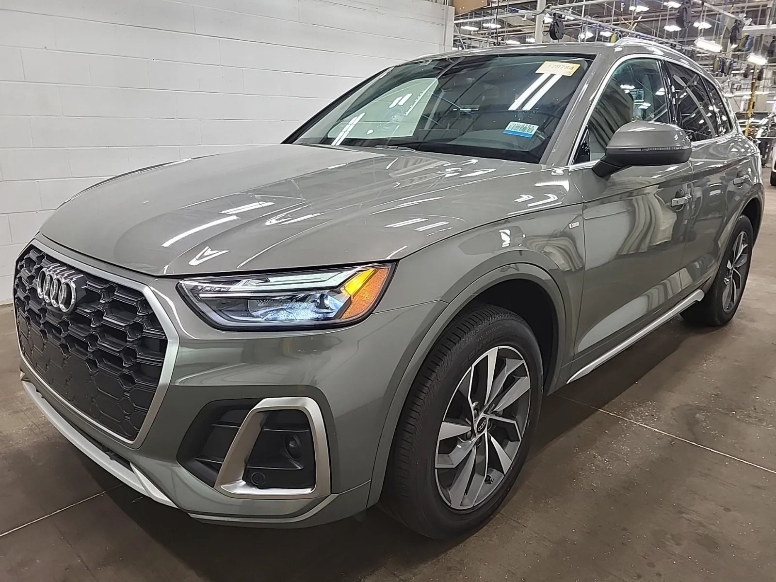 2023 Audi Q5 S Line Premium Plus's photo