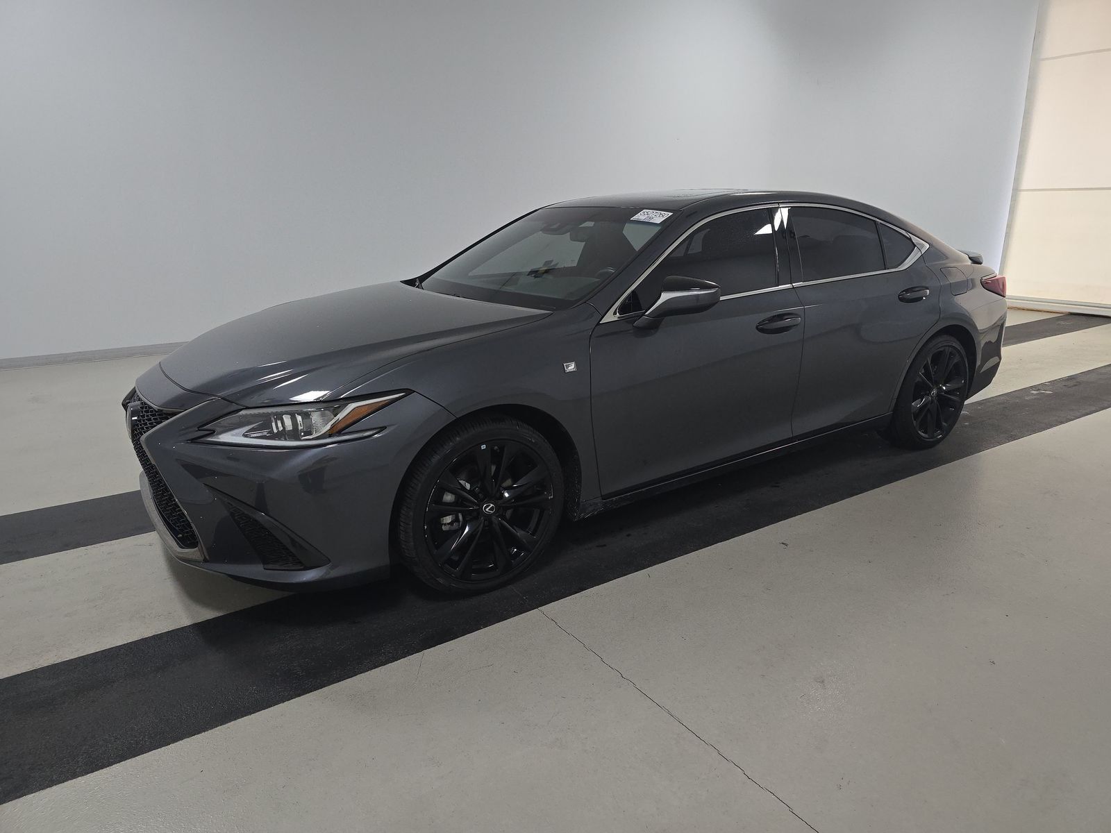 2024 Lexus ES 350 F SPORT Handling's photo