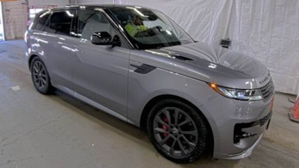 Used 2024 Land Rover Range Rover Sport Dynamic SE Cold Climate Pack/Park Assist/11.4" Rear Seat Entertainment SUV