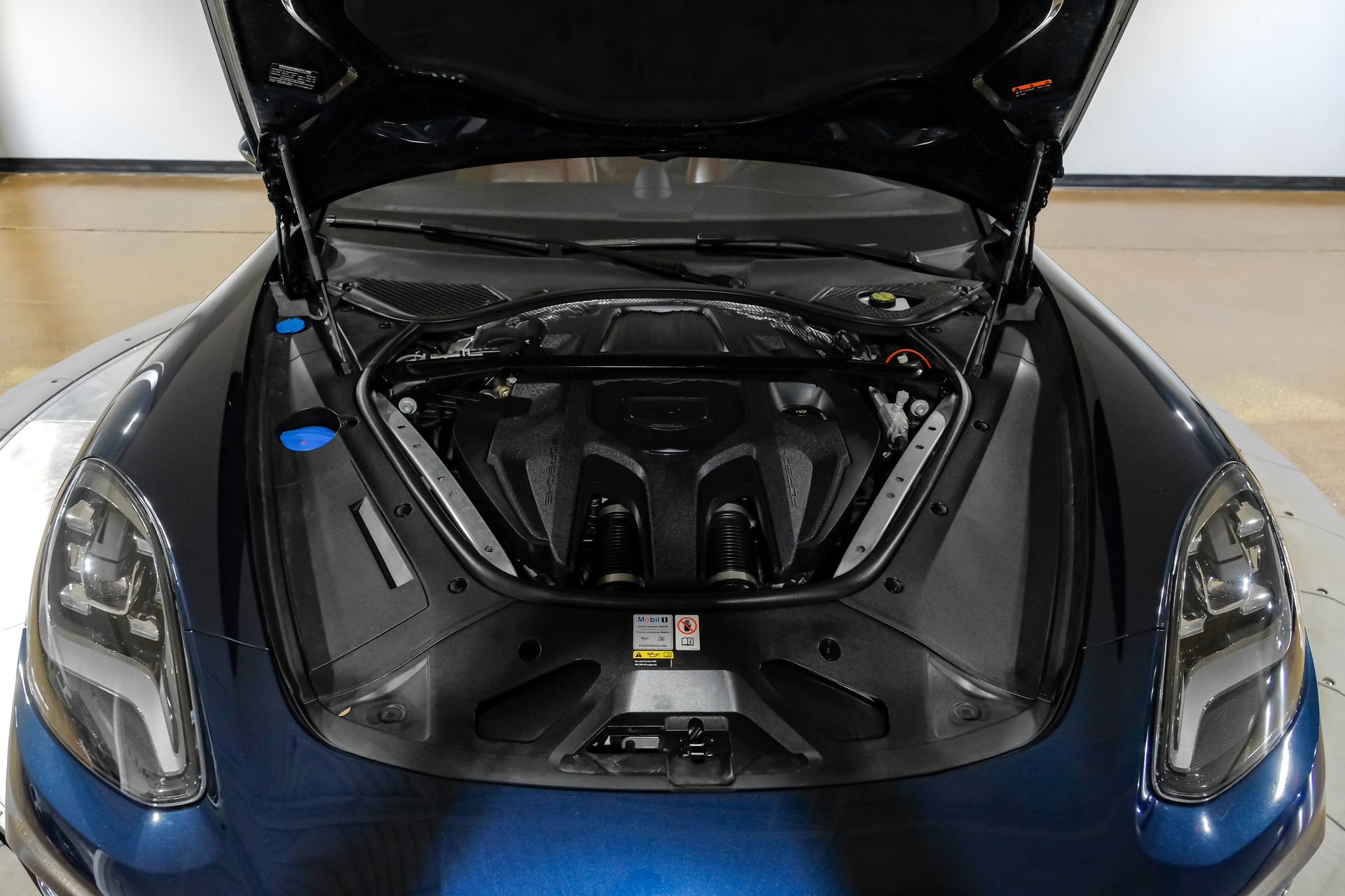 2023 Porsche Panamera Platinum Edition - Photo 53
