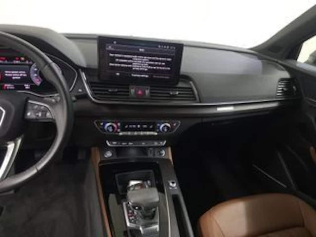 Used 2023 Audi Q5 45 S line Premium Plus Package/Navigation Package/Trailer Hitch/19'' 5 Double-AM Design Wheel SUV